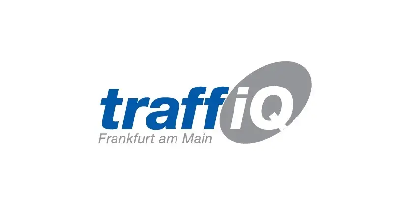 Farbiges Logo der traffiQ Lokale Nahverkehrsgesellschaft Frankfurt am Main.